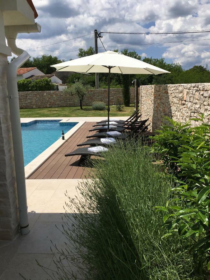 Villa Blanca With A Heated Private Pool Ruzici  Exteriér fotografie